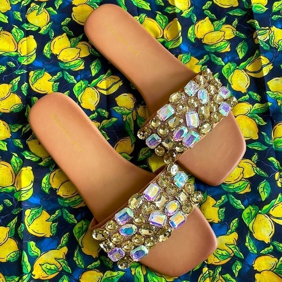 Brand New Madden Girl Jeweled Large Strap Gem Sparkly Bling Slide Sandals - Picture 1 of 12